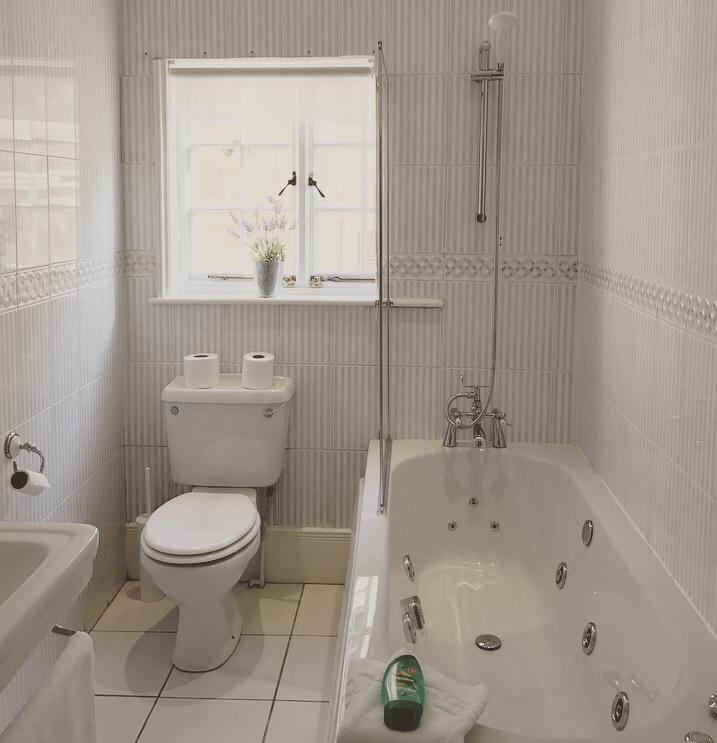 Wansford Country Lounge B&B Екстериор снимка
