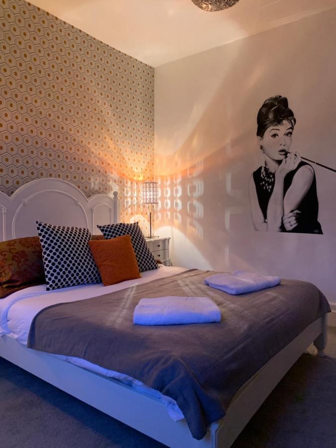 Wansford Country Lounge B&B Екстериор снимка